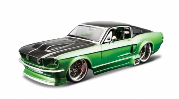 MODEL KOMPOZYTOWY FORD MUSTANG GT NOWY