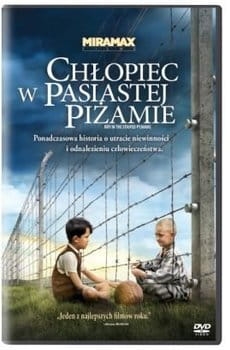 chlopiec-w-pasiastej-pizamie-w-iext65940836.jpg