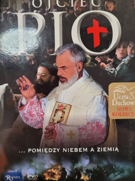 OJCIEC PIO POMIĘDZY NIEBEM A ZIEMIĄ  DVD 