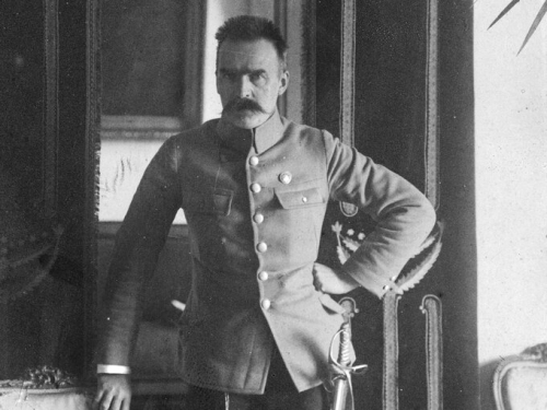 PIŁSUDSKI.jpeg