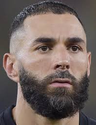 KARIM BENZEMA FRANCJA ZLOTA PIŁKA 2022