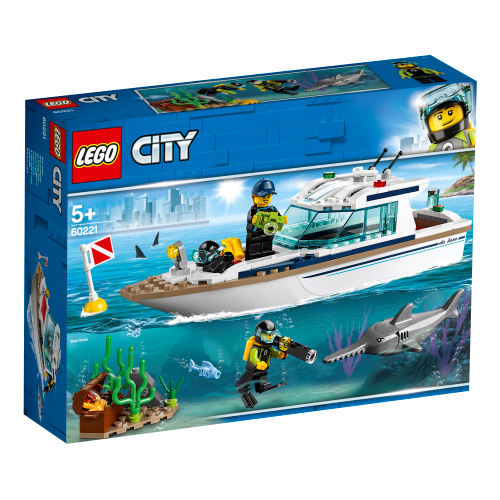 14-lego-city-60221-jacht-v29.jpg