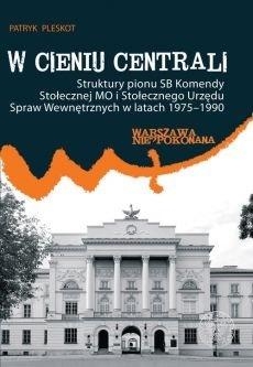 8def559fee-w-cieniu-centrali.jpg